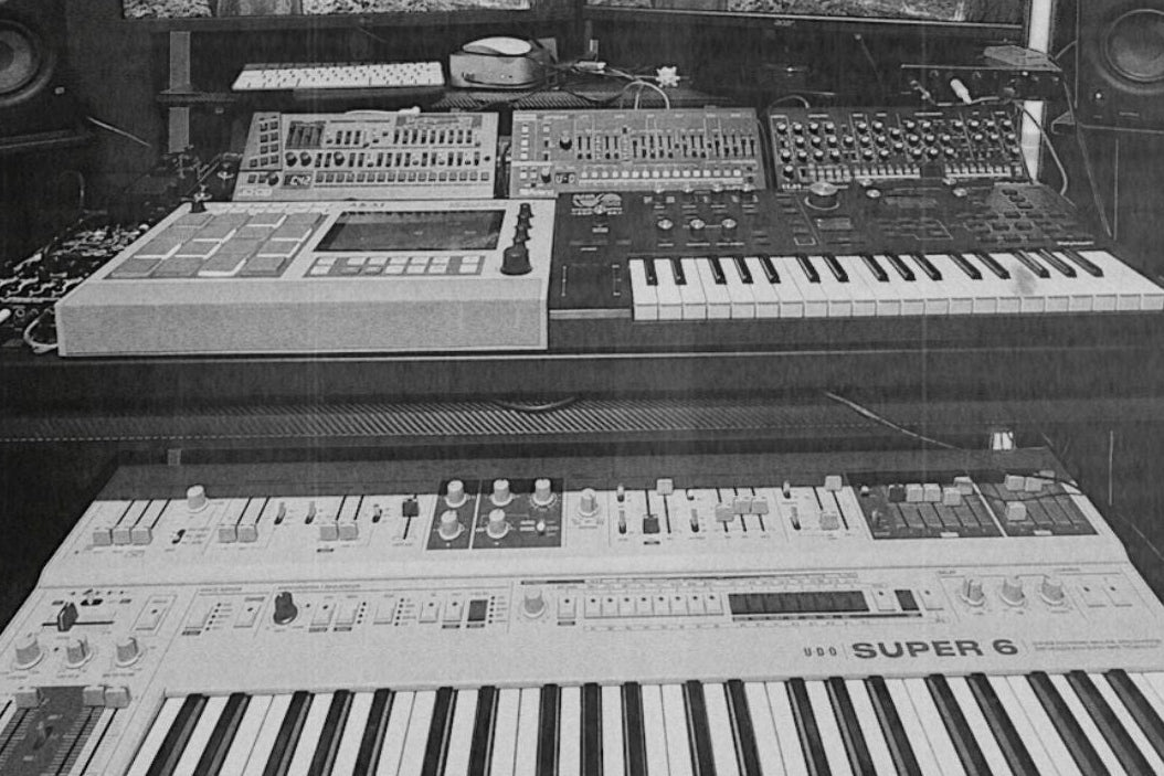 Bundle Of Analog Lab Banks and Drum Samples For Indie Music